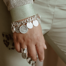 Charger l'image dans la galerie, BAGUE SECRET DE CUIR