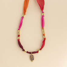 Charger l'image dans la galerie, COLLIER / BRACELET ARONE CROIX AMADRINA