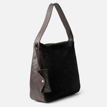 Charger l'image dans la galerie, GRAND SAC EN CUIR ET POIL BIBA