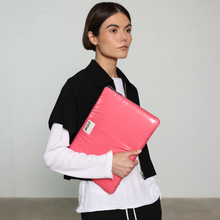 Charger l'image dans la galerie, HOUSSE D'ORDINATEUR WOUF