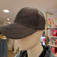 Charger l'image dans la galerie, CASQUETTE