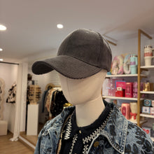 Charger l'image dans la galerie, CASQUETTE
