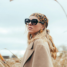 Charger l'image dans la galerie, FOULARD LEO EN COTON MAISON LECOMTE FLAMENT