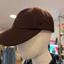 Charger l'image dans la galerie, CASQUETTE