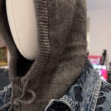 Charger l'image dans la galerie, CAGOULE NUMÉRO 5