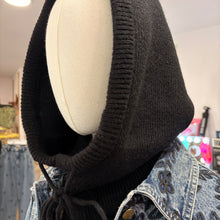 Charger l'image dans la galerie, CAGOULE NUMÉRO 9