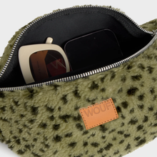 Charger l'image dans la galerie, SAC BANANE WOUF