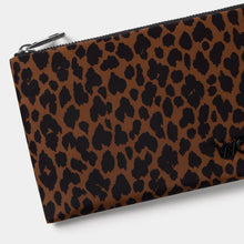 Charger l'image dans la galerie, POCHETTE LEO LÉOPARD WOUF