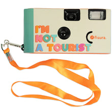 Charger l'image dans la galerie, APPAREIL PHOTO JETABLE "I'M NOT A TOURIST" FISURA