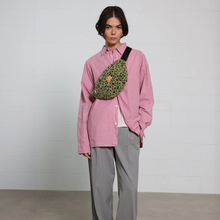 Charger l'image dans la galerie, SAC BANANE WOUF