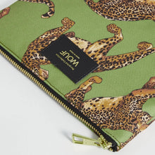 Charger l&#39;image dans la galerie, POCHETTE WOUF
