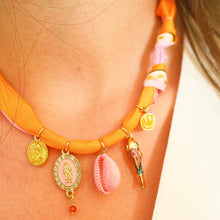Charger l'image dans la galerie, COLLIER BANDANA ROSE &amp; ORANGE L'ATELIER DES DAMES
