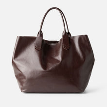 Charger l'image dans la galerie, GRAND SAC CABAS EN CUIR BIBA
