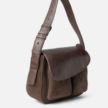 Charger l'image dans la galerie, SAC "BLUNT" EN DAIM ET CUIR BIBA
