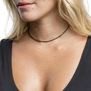 COLLIER TÊTES BLONDES