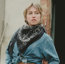 Charger l&#39;image dans la galerie, FOULARD RODEO EN COTON MAISON LECOMTE FLAMENT
