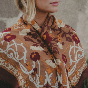 FOULARD MARIE ANTOINETTE LAINE ET SOIE MAISON LECOMTE FLAMENT