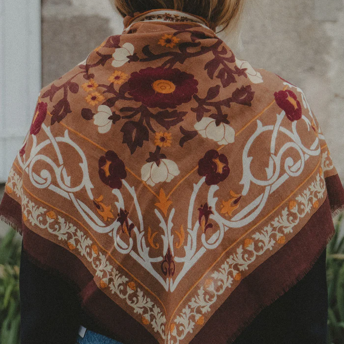 FOULARD MARIE ANTOINETTE LAINE ET SOIE MAISON LECOMTE FLAMENT
