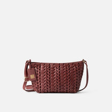 Charger l'image dans la galerie, SAC BANDOULIÈRE EN CUIR BIBA
