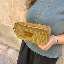 Charger l&#39;image dans la galerie, TROUSSE MILA LOUISE

