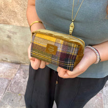 Charger l&#39;image dans la galerie, TROUSSE MILA LOUISE

