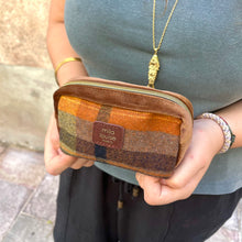 Charger l&#39;image dans la galerie, TROUSSE MILA LOUISE
