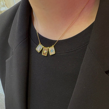 Charger l'image dans la galerie, COLLIER SCAPULAIRE MADEMOISELLE OUPS
