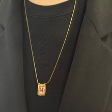 Charger l'image dans la galerie, COLLIER SCAPULAIRE MADEMOISELLE OUPS
