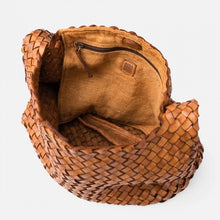 Charger l'image dans la galerie, SAC HOBO EN CUIR BIBA
