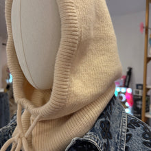 Charger l&#39;image dans la galerie, CAGOULE NUMÉRO 6
