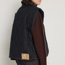Charger l'image dans la galerie, VESTE SANS MANCHES DENIM EN COTON NOIR AOKYANOS
