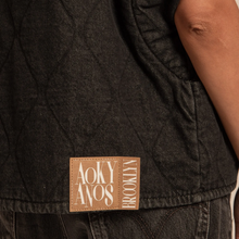Charger l'image dans la galerie, VESTE SANS MANCHES DENIM EN COTON NOIR AOKYANOS

