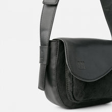 Charger l&#39;image dans la galerie, SAC BANDOULIÈRE BIBA
