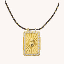 Charger l&#39;image dans la galerie, COLLIER GOLD BABY TWICE MYA BAY
