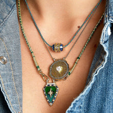 Charger l&#39;image dans la galerie, COLLIER MYA BAY RAINBOW WARRIOR
